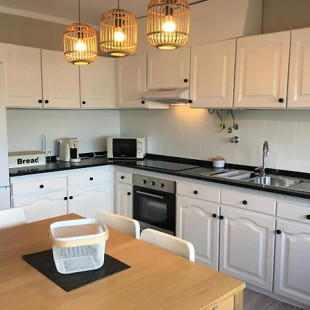 Pedras Do Mar - - Peniche *