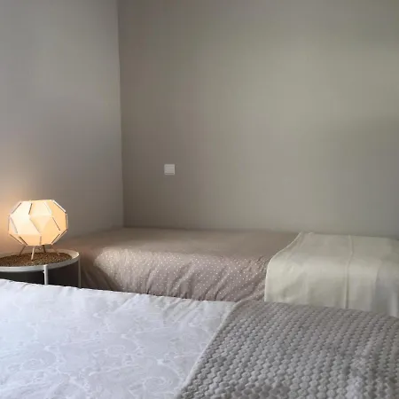 Pedras Do Mar - - Peniche