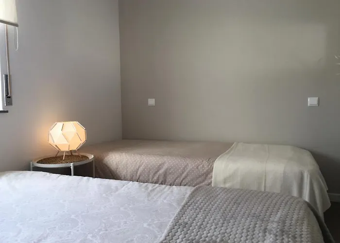 Pedras Do Mar - - Peniche